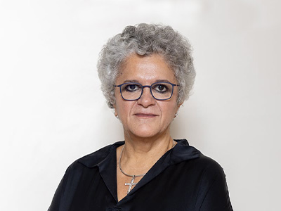 Teixeira, Izabella